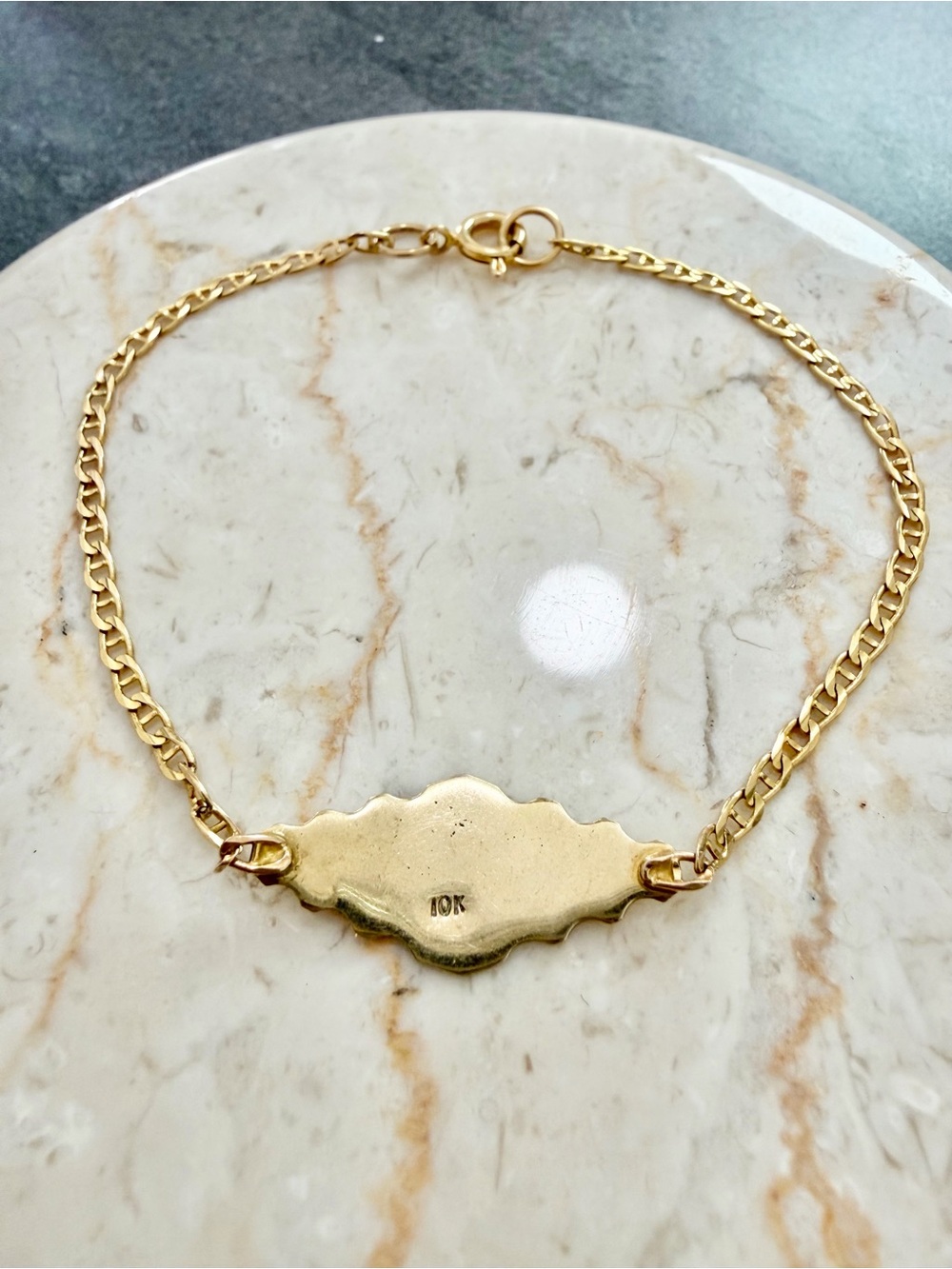 Vintage 10K Yellow Gold Engravable Scalloped Cloud ID Link Chain Bracelet 2.10g - Picture 4 of 5